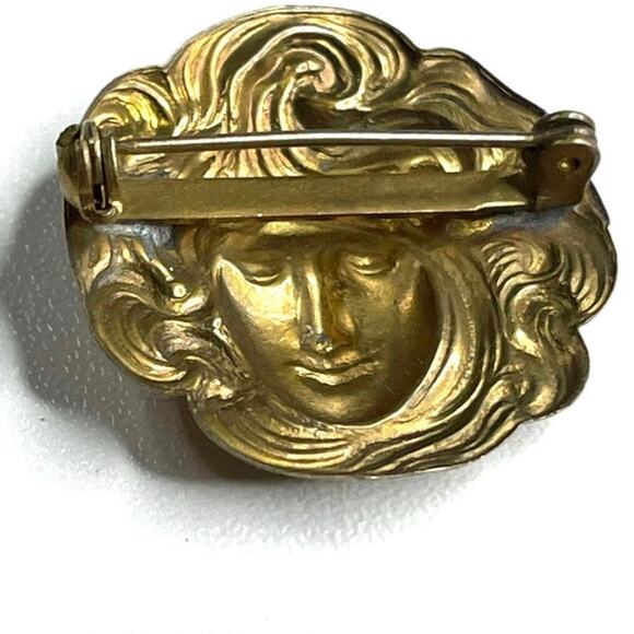 Art Nouveau Brooch Repousse Lady Gold Brass Vtg Estate Jewelry Pin O08 - Picture 2 of 2